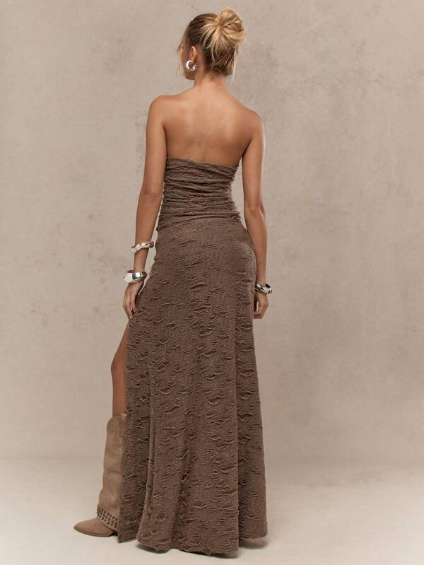 MISSGUIDED Elegant Cutout Maxi Dress With Rose Details Strapless Evening Gown High Slit Textured Long Formal Dress Bohemian Special Occasion Party Wedding Guest Dress