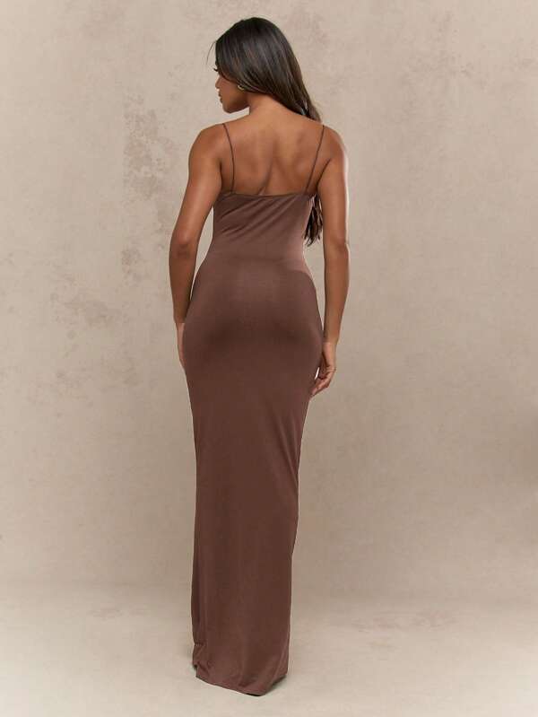 MISSGUIDED Elegant Floor Length Cami Straight Neck Form Fitting Maxi Dress