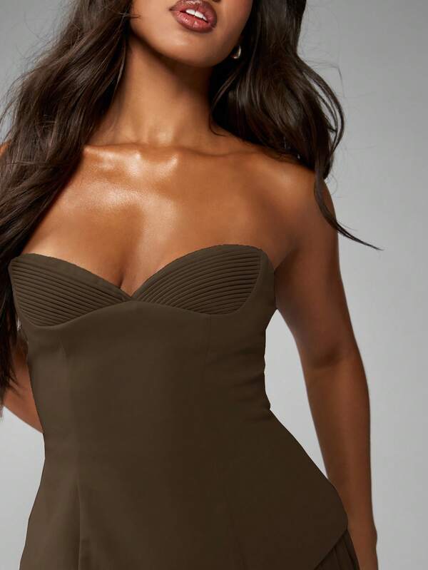MISSGUIDED Elegant Flowing Chiffon Strapless Sweetheart Maxi Dress