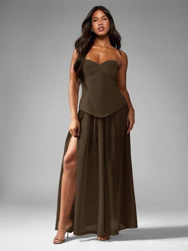 MISSGUIDED Elegant Flowing Chiffon Strapless Sweetheart Maxi Dress