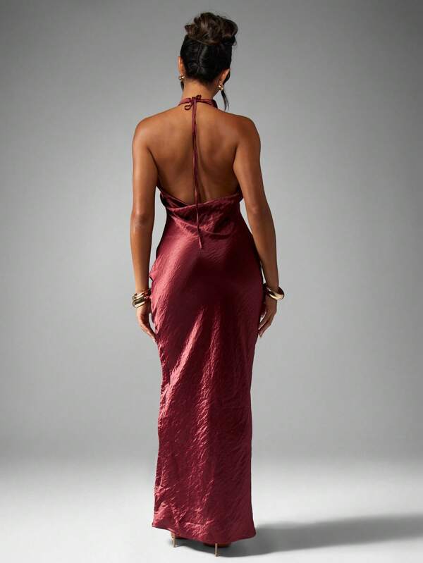 MISSGUIDED Elegant Halter Neck Satin Column Floor Length Dress