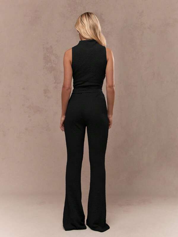 MISSGUIDED Elegant Halter Textured Flare Bottom Set