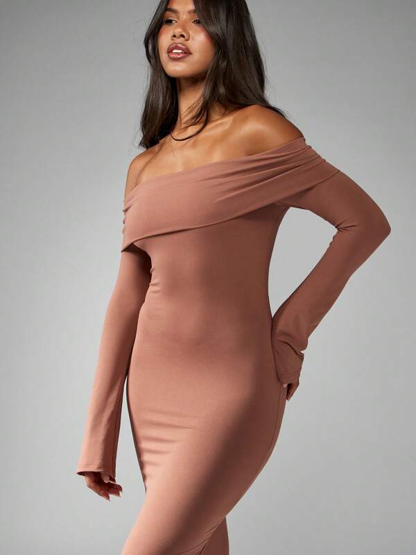 MISSGUIDED Elegant Off Shoulder Bardot Fishtail Maxi Dress