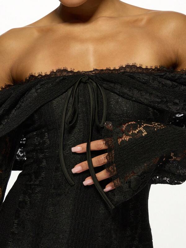 MISSGUIDED Elegant Off-Shoulder Lace Long Sleeve Black Mermaid Maxi Dress