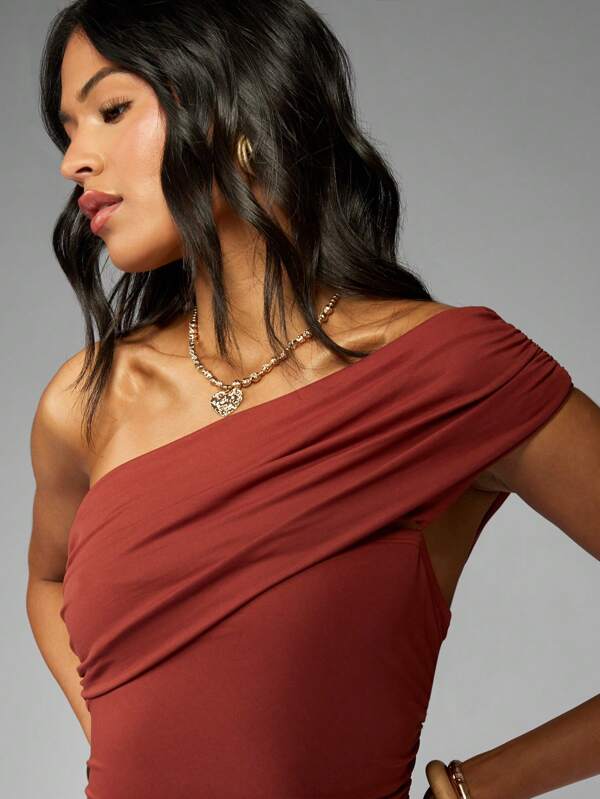 MISSGUIDED Elegant One Shoulder Ruched Floor Length Split Maxi Dress