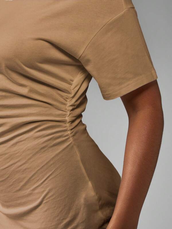 MISSGUIDED Elegant Oversized Cinched Waist Design T Shirt