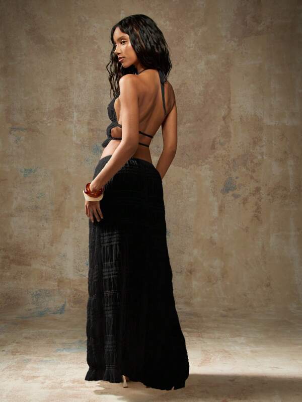 MISSGUIDED Elegant Pleated Textured Halter Crop Top Wide Leg Pants Two Piece Outfit