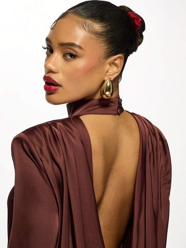 MISSGUIDED Elegant Satin Backless Turtleneck Mini Dress