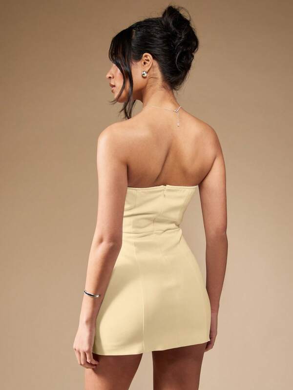 MISSGUIDED Elegant Strapless Bodycon Bow Detail Mini Dress
