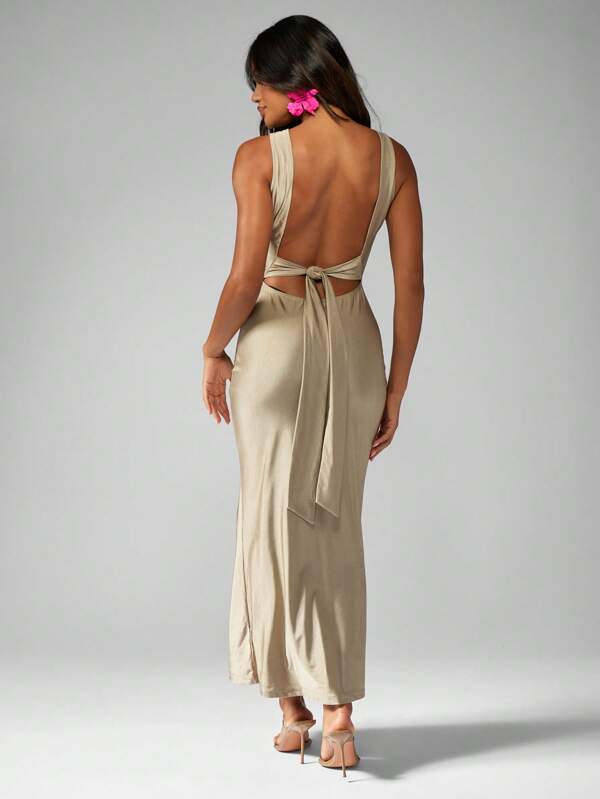 MISSGUIDED Elegant Stretch Slinky Ruched Side Bodycon Gown