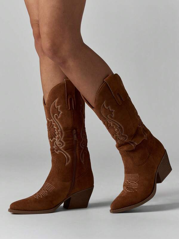 MISSGUIDED Embroidered Suede Western Boots With Block Heel