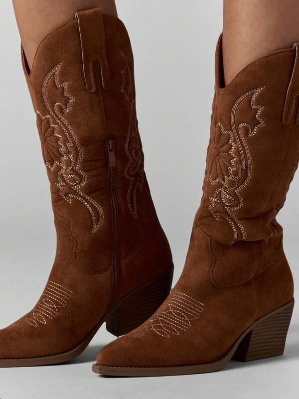 MISSGUIDED Embroidered Suede Western Boots With Block Heel