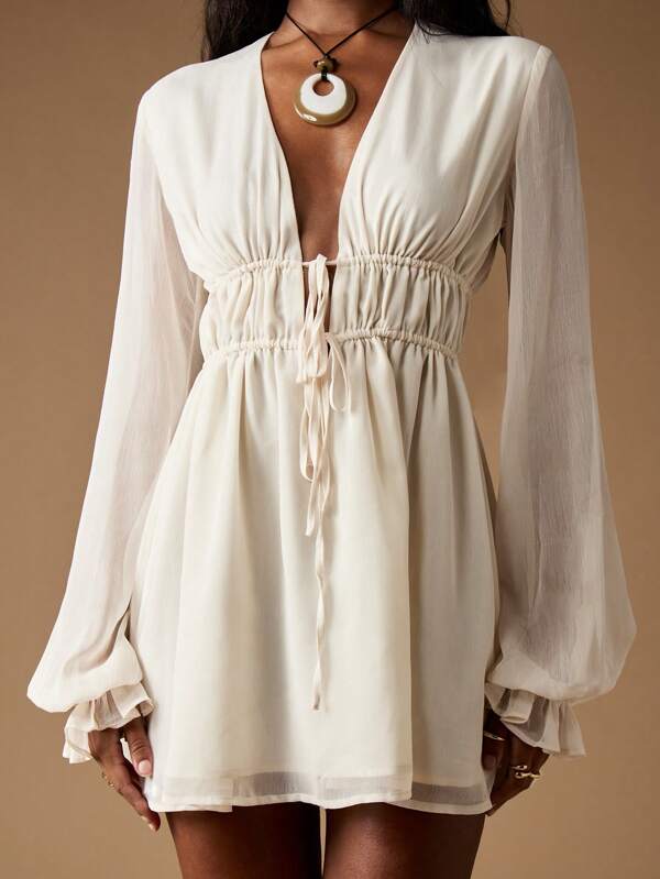 MISSGUIDED Empire Waist Chiffon Mini Dress With Balloon Sleeves And Plunge Neck