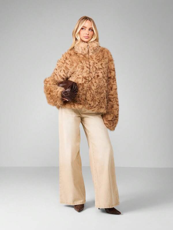 MISSGUIDED Faux Fur Zip Up Cropped Jacket