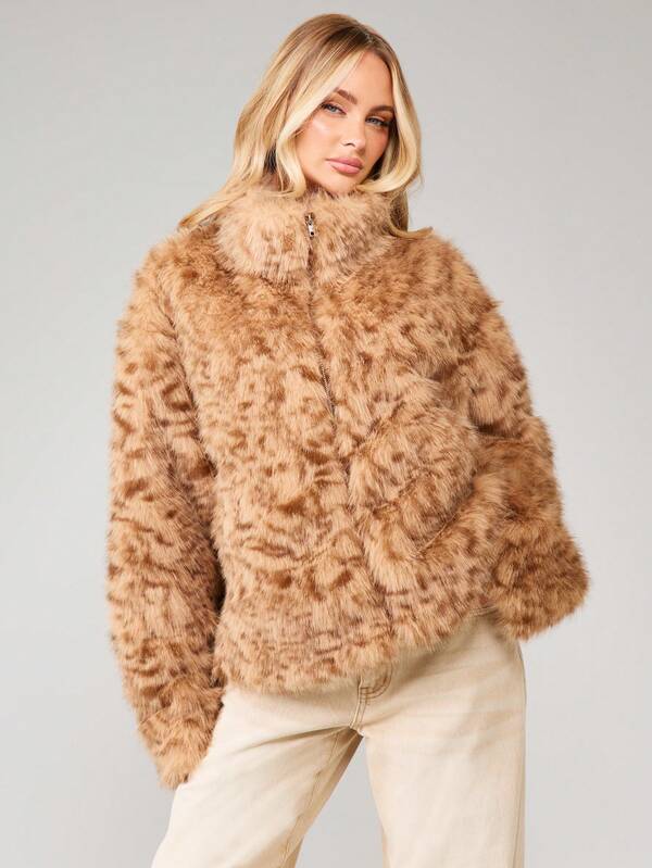 MISSGUIDED Faux Fur Zip Up Cropped Jacket