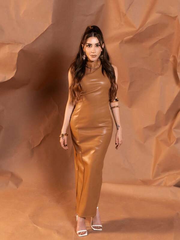 MISSGUIDED Faux Leather Halter Neck Midaxi Dress With Back Slit