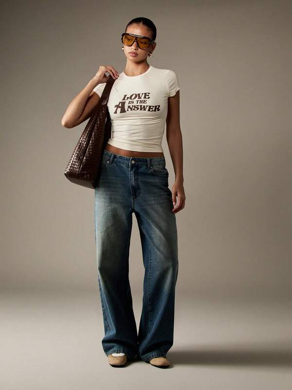 MISSGUIDED Fitted Baby Tee With Retro Love Slogan Print