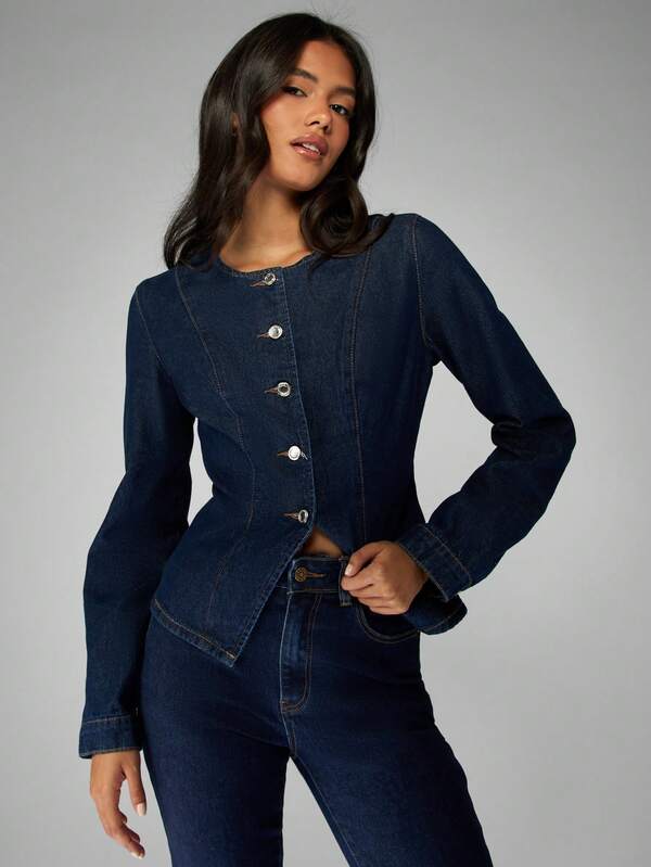 MISSGUIDED Fitted Denim Jacket With Button Front Closure