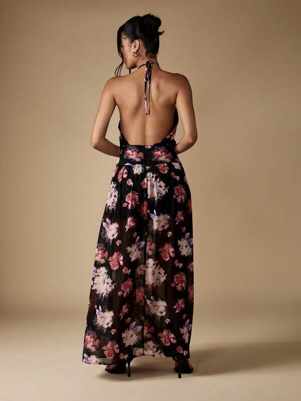 MISSGUIDED Floral Halter Neck Maxi Dress With Side Slit