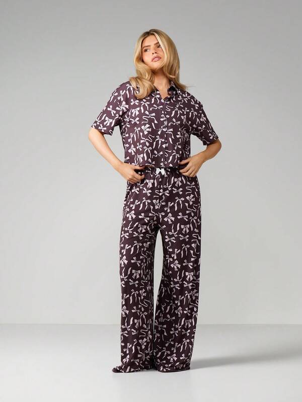 MISSGUIDED Floral Print Pajama Set With Button Top