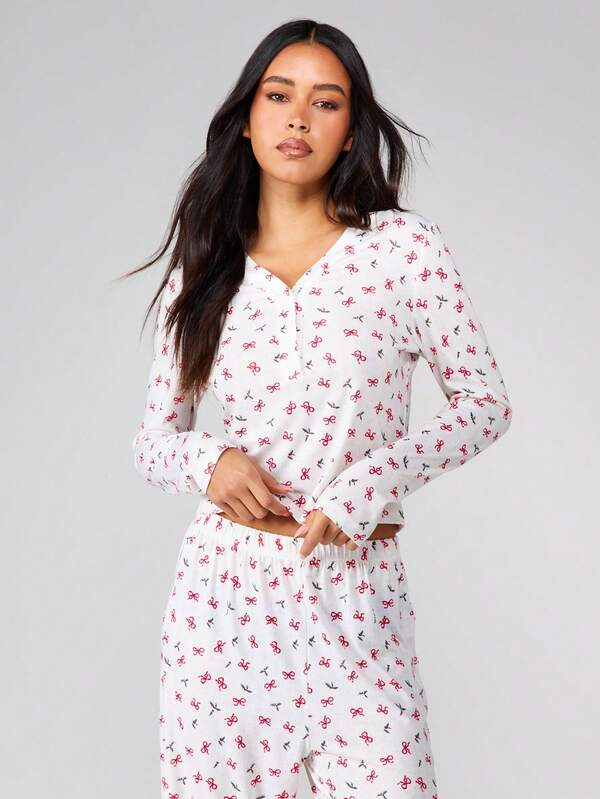 MISSGUIDED Floral Print Pajama Set With Long Sleeves