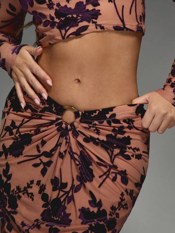 MISSGUIDED Floral Print Two-Piece Set Skirt Crop Top Ruched Design