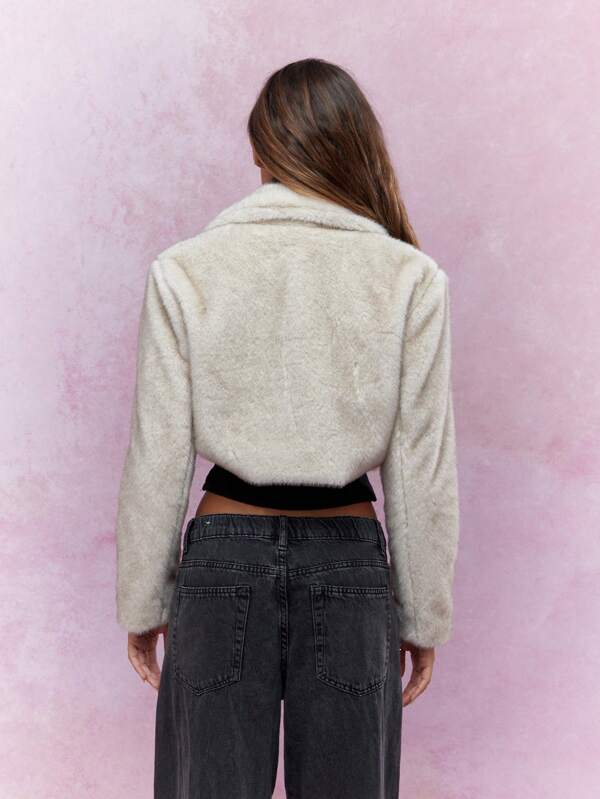 MISSGUIDED Fluffy Collared Long Sleeves Crop Coat Winter Wear