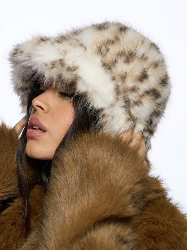 MISSGUIDED Fluffy Leopard Print Bucket Hat With Faux Fur