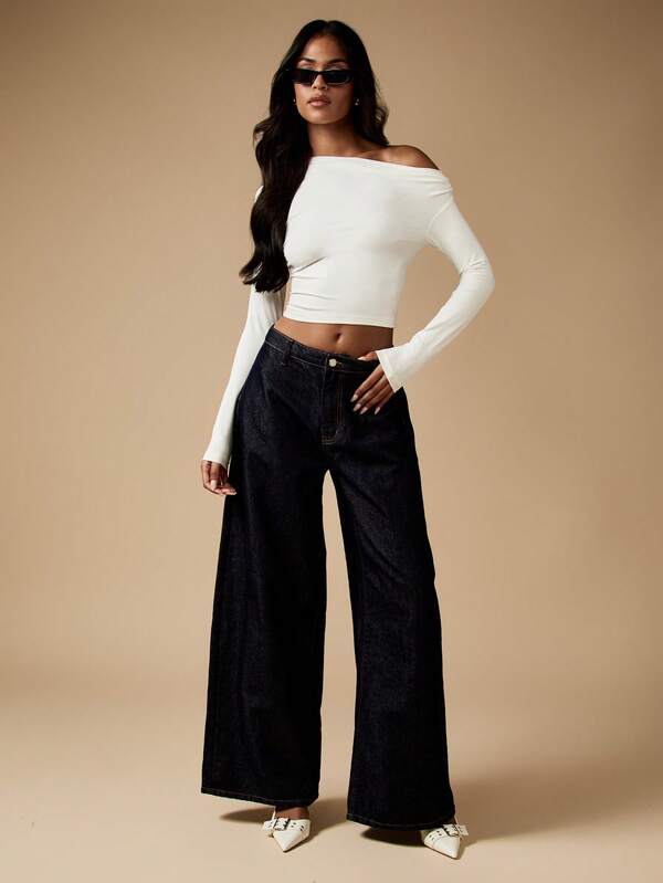 MISSGUIDED Form Fitting Off Shoulder Long Sleeve Crop Top