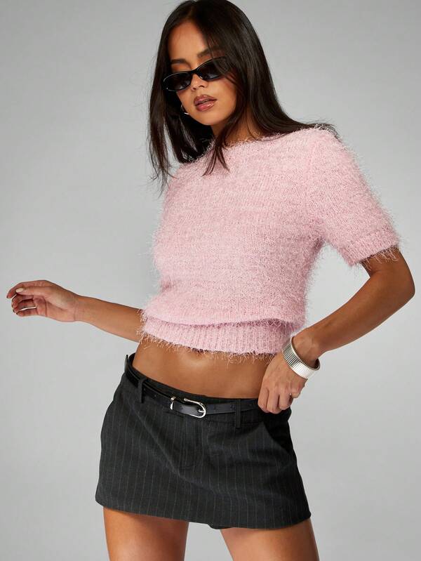 MISSGUIDED Fuzzy Eyelash Knit Cropped Sweater With Short Sleeves