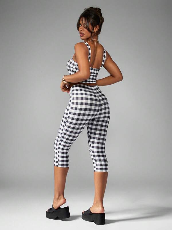 MISSGUIDED Gingham Check Sleeveless Crop Top High Waist Capri Pants Two Piece Set