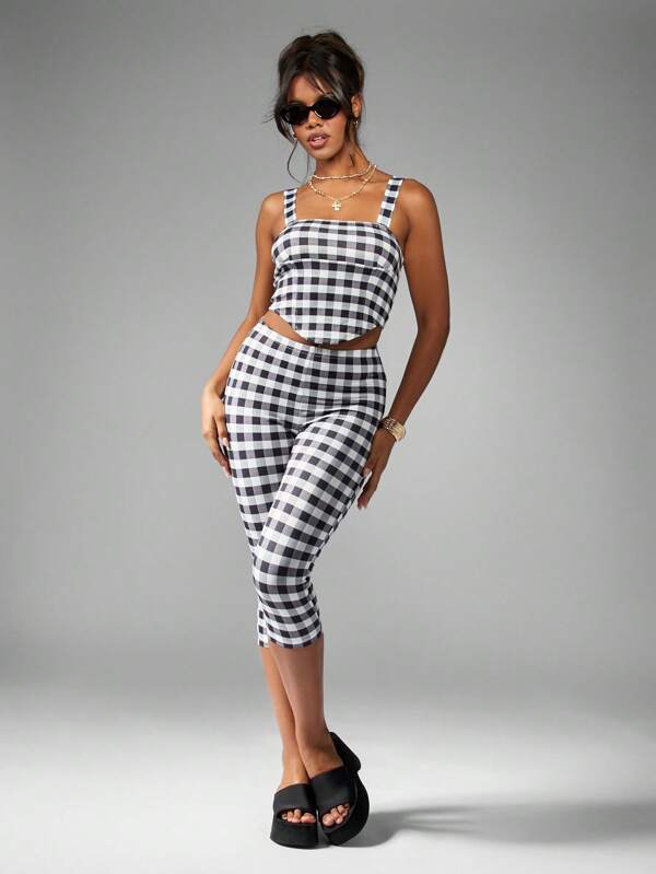 MISSGUIDED Gingham Check Sleeveless Crop Top High Waist Capri Pants Two Piece Set