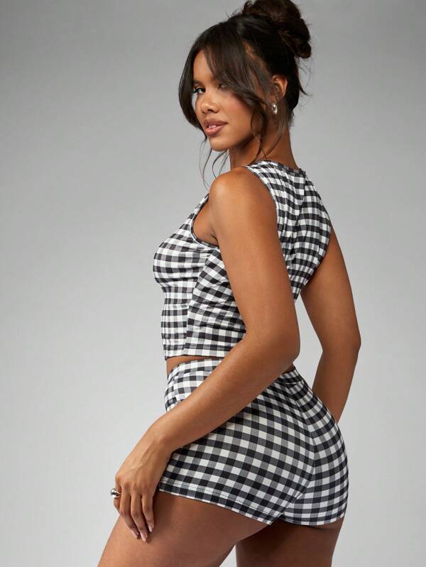 MISSGUIDED Gingham Check Two Piece Cropped Top High Waist Shorts