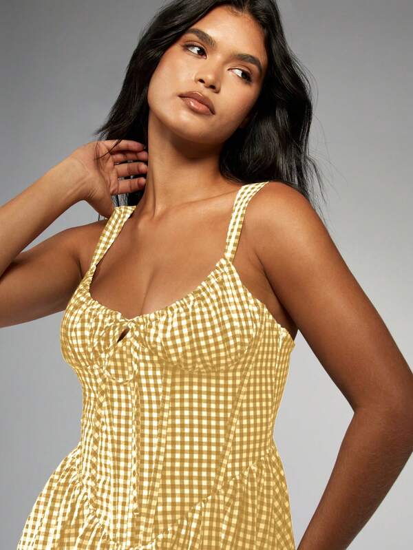 MISSGUIDED Gingham Corset Midi Dress With Slit