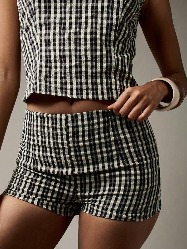 MISSGUIDED Gingham Crop Top And Shorts Two Piece Co Ord