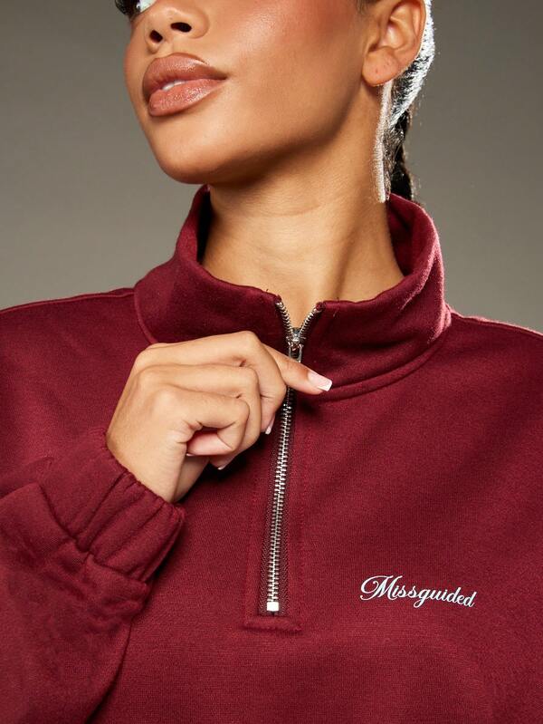 MISSGUIDED Half Zip Mock Neck Crop Sweatshirt With Elastic Hem