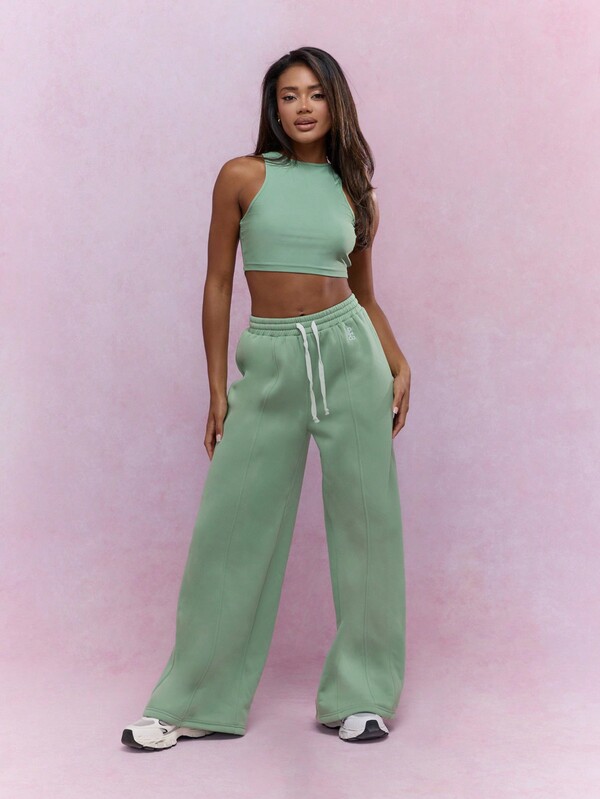 MISSGUIDED Halter Crop Top And Wide Leg Sweatpants Set