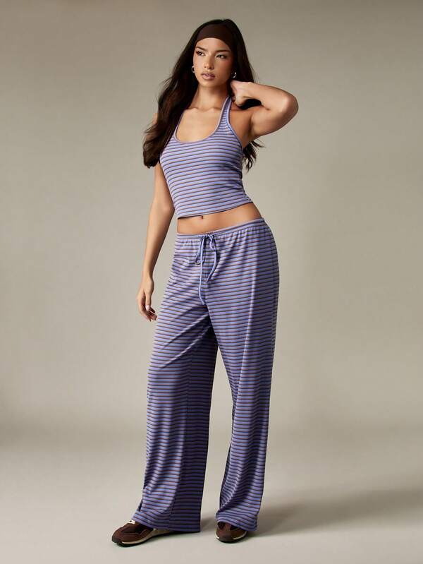 MISSGUIDED Halter Neck Cropped Top And Wide Leg Pants Set