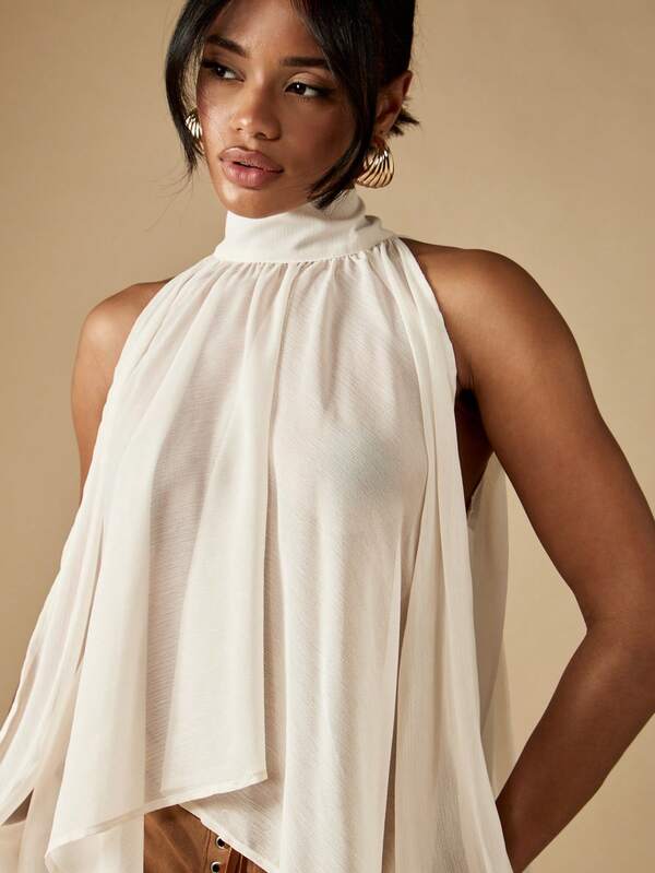 MISSGUIDED Halter Neck Long Sleeve Draped Blouse