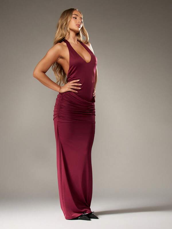 MISSGUIDED Halter Neck Ruched Bodycon Maxi Dress With Backless Design