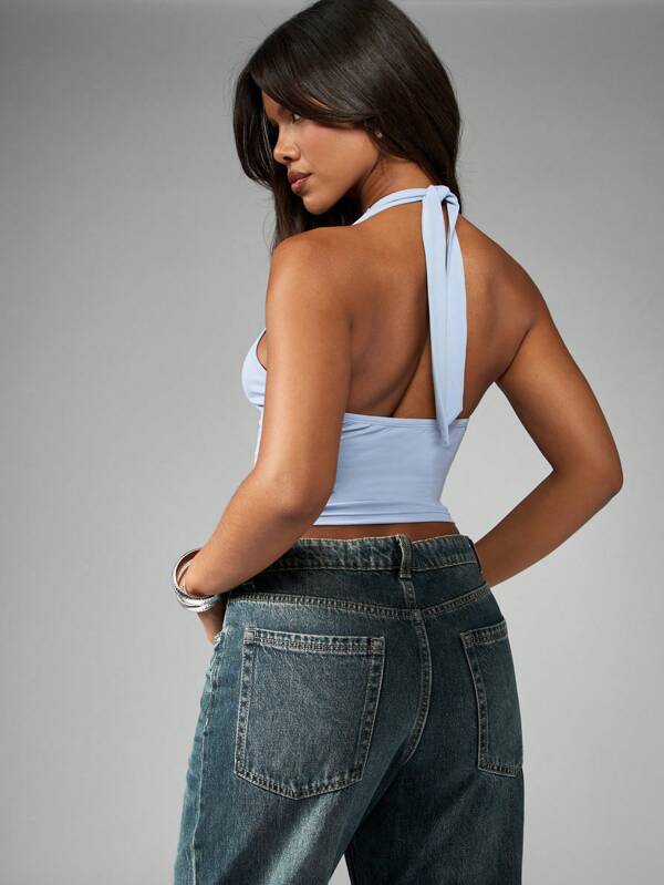 MISSGUIDED Halter Neck V-Plunge Workout Tank Top
