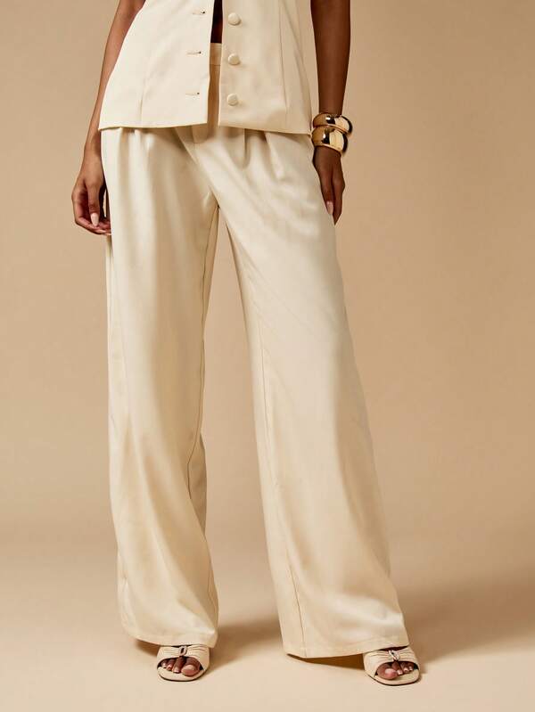 MISSGUIDED Halter Neck Waistcoat With Wide Leg Trousers