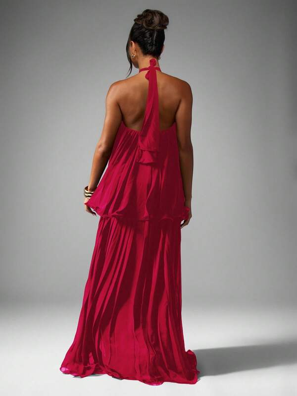 MISSGUIDED Halterneck Layered Chiffon Maxi Dress With Pleated Details