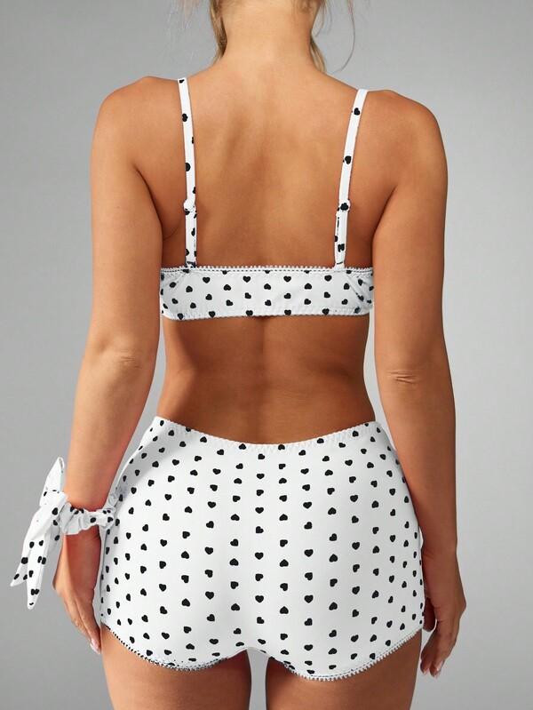 MISSGUIDED Heart Print Bra And Boy Short Set