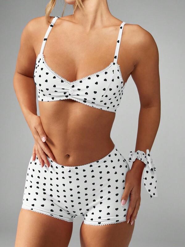 MISSGUIDED Heart Print Bra And Boy Short Set