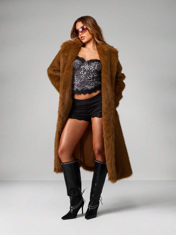 MISSGUIDED High Rise Lace Trim Stretch Hot Pants