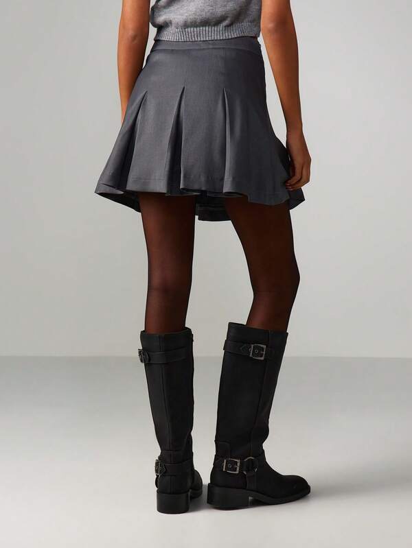 MISSGUIDED High Waisted Pleated Mini Skirt With Button
