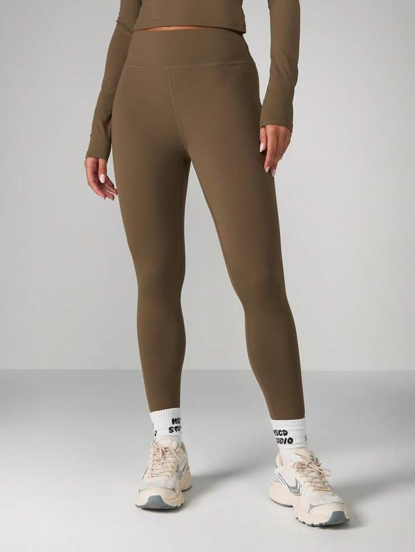 MISSGUIDED High Waisted Seamless Compression Leggings With Logo Detail
