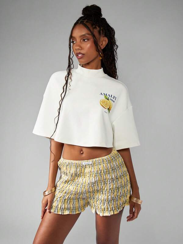 MISSGUIDED Italian Lemon Print Mock Neck Crop T-Shirt