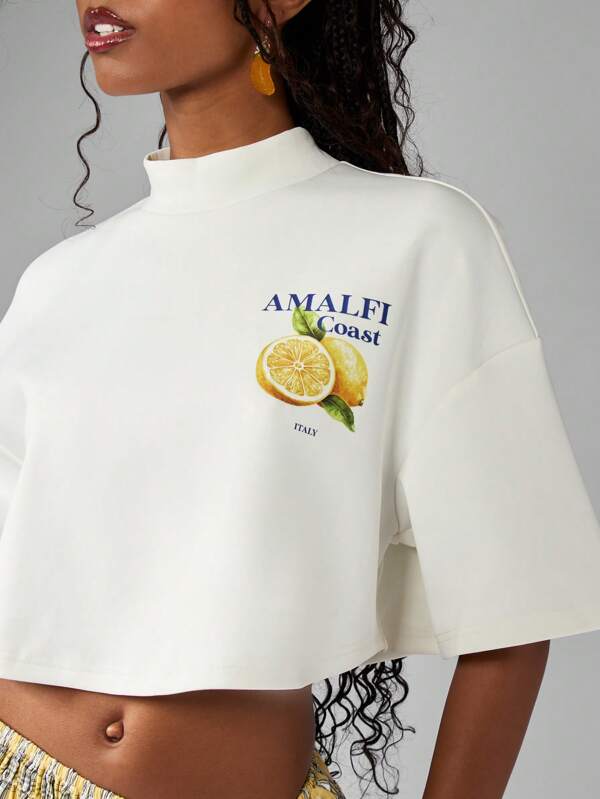 MISSGUIDED Italian Lemon Print Mock Neck Crop T-Shirt